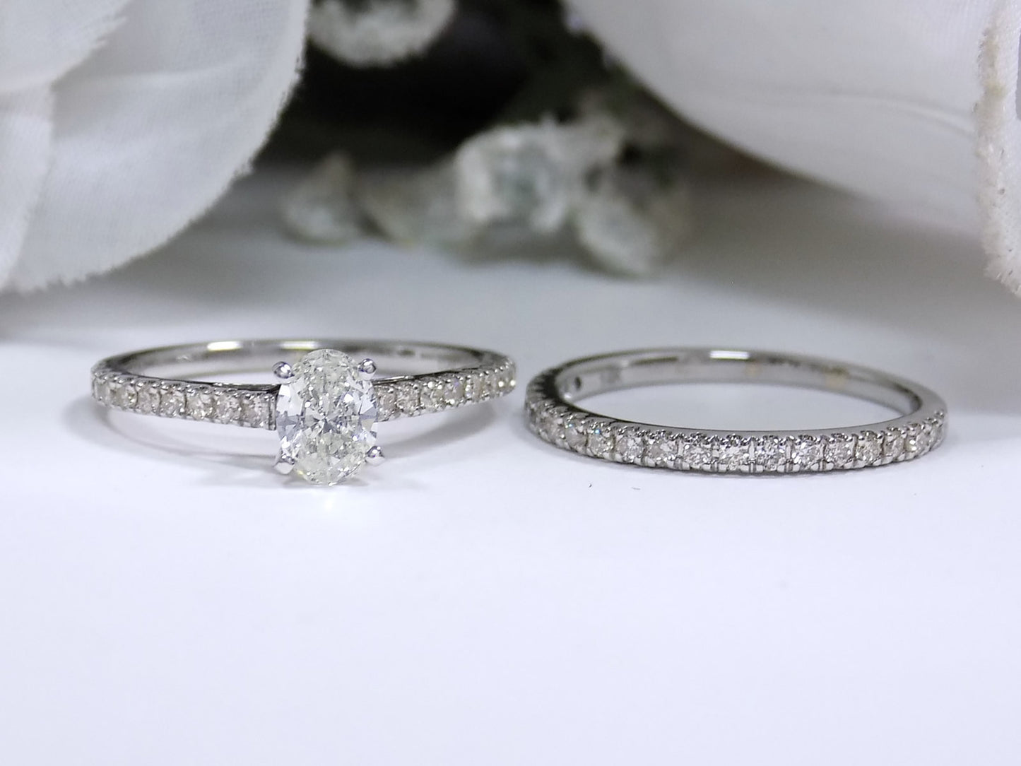 Women's 1.02ct TW 2-Piece Natural Oval Shape Diamond Wedding Set - Engagement Ring w/ Matching Band in 14K White Gold