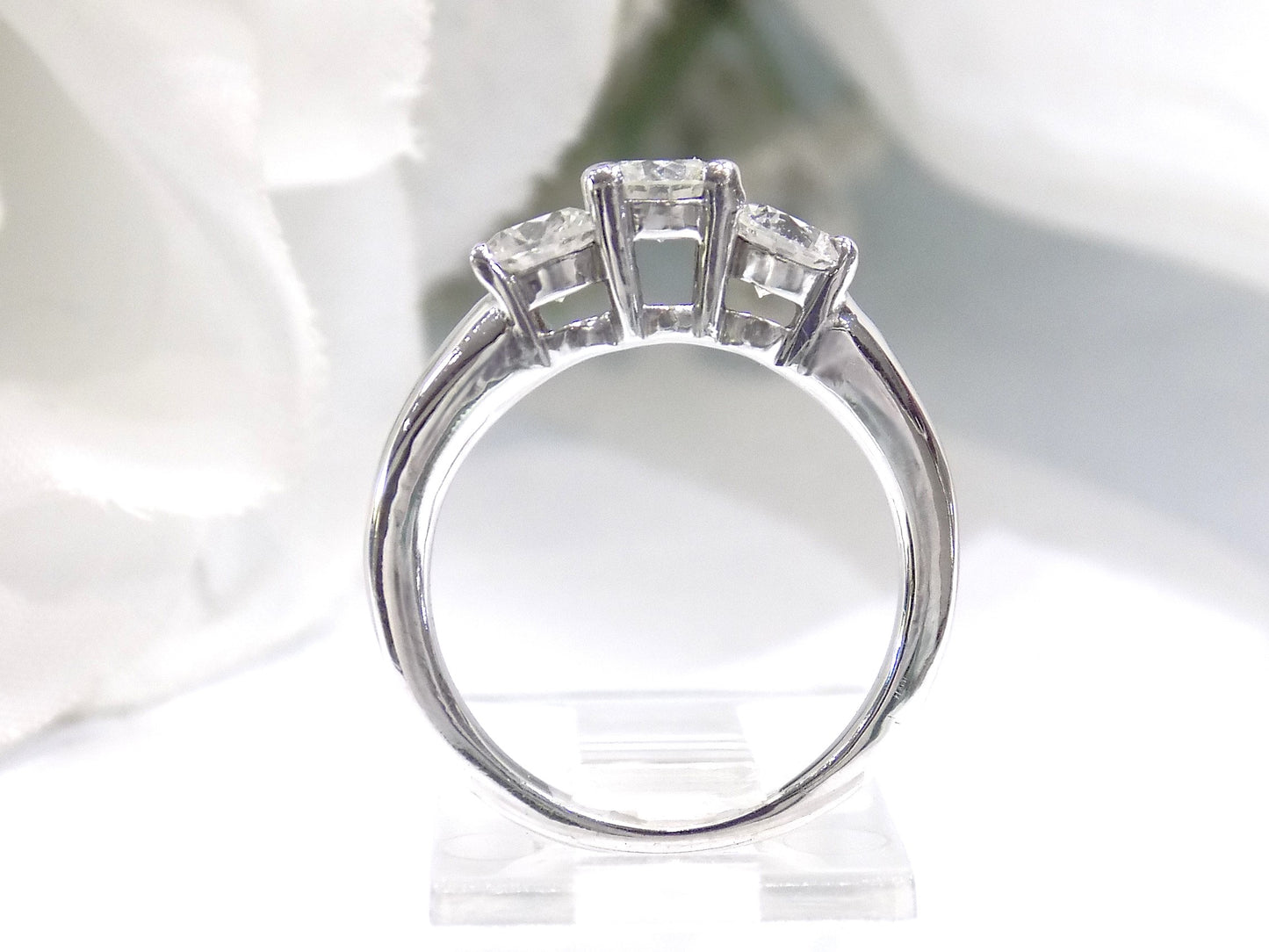 Women's .90ct TW 3-Stone Style Natural Round Brilliant Diamond Engagement Ring or Anniversary Ring in 14K White Gold - Past, Present, Future Ring