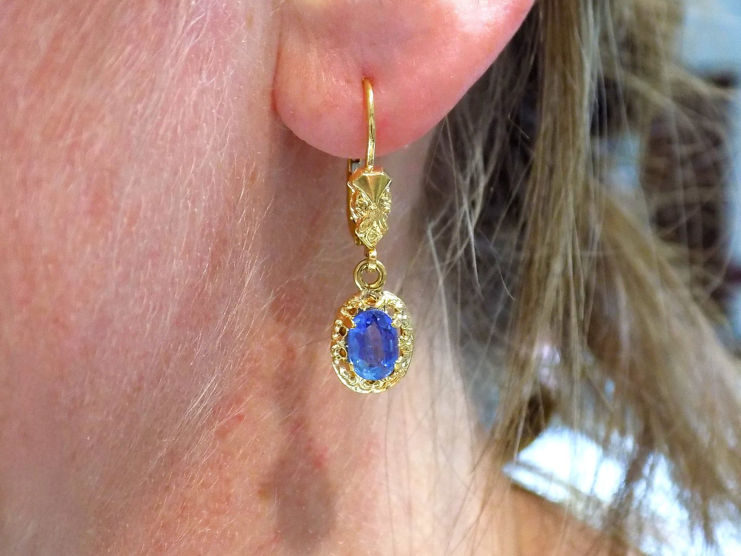 Estate 3.37ct TW Genuine Natural Oval Shape Ceylon Sapphire Dangle Earrings with Lever Backs in 18K Yellow Gold - Like NEW!