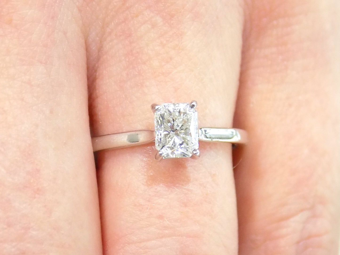 1.00ct Natural Radiant Cut Diamond Solitaire in 14K White Gold Tiffany Style Mounting