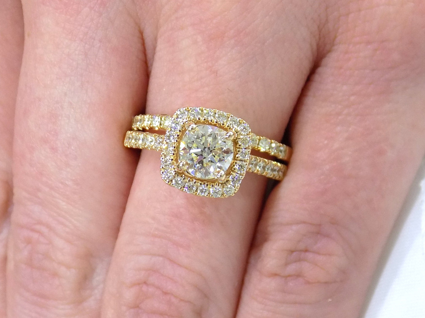 1.77ct TW Natural Round Brilliant Halo Style Diamond Wedding Set with a 1.02ct Round Center in 14K Yellow Gold (Matching Band Included)