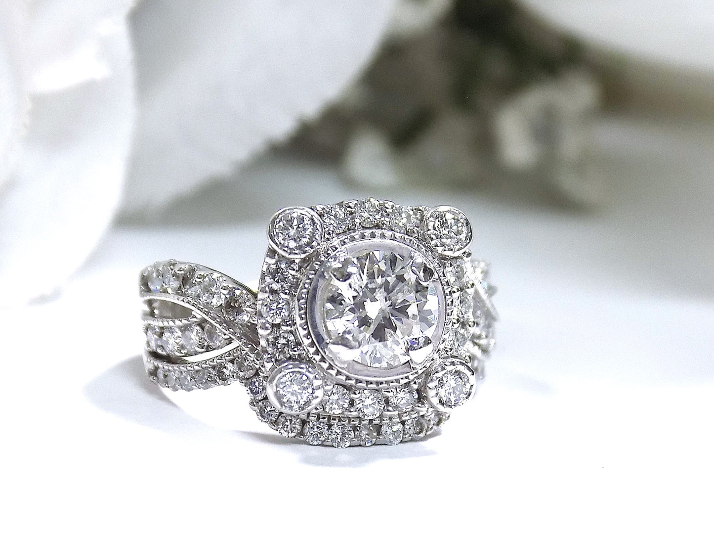 1.95ct TW Estate Natural Round Brilliant Diamond Bridal Set w/ .95ct Round Center in 14K White Gold - Set is Already Together