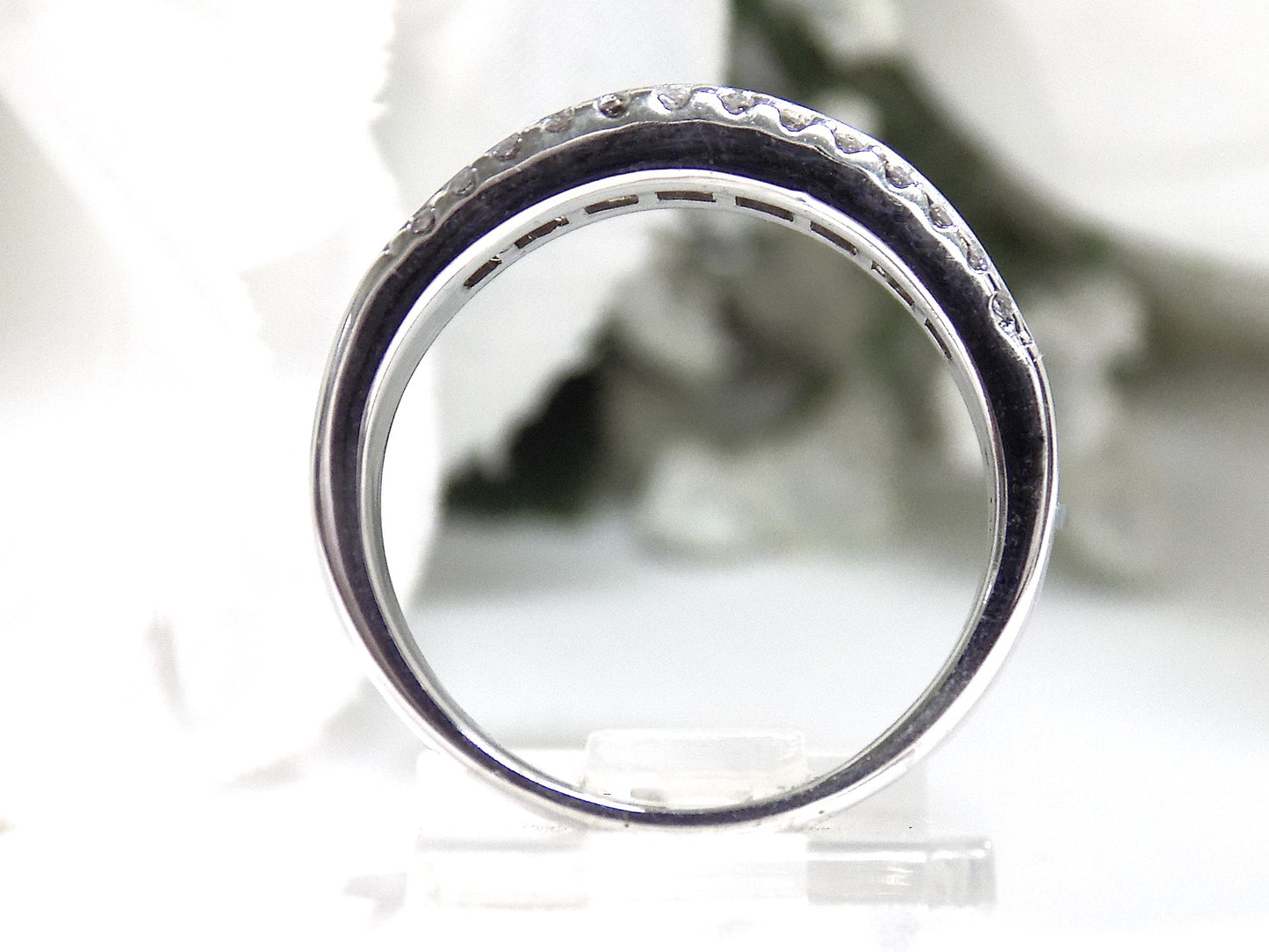 1.00ct 3-Row Natural Round Brilliant Wide Diamond Band in 14K White Gold