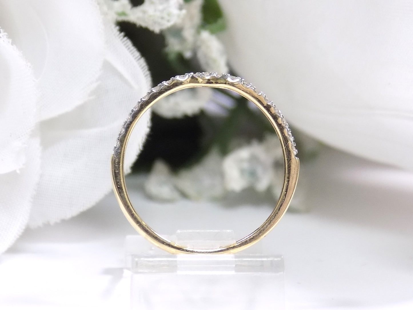 Women's 1ct TW 2-Piece Halo Style Natural Oval Diamond Wedding Set - Engagement Ring plus Matching Band in 14K Yellow Gold