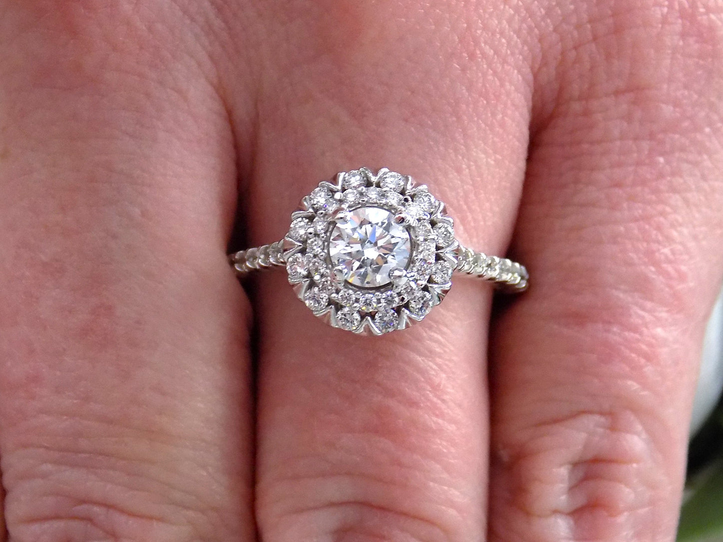 Women's 1ct TW Double Halo Flowery Natural Round Diamond Engagement Ring or Cocktail Ring in 14K White Gold