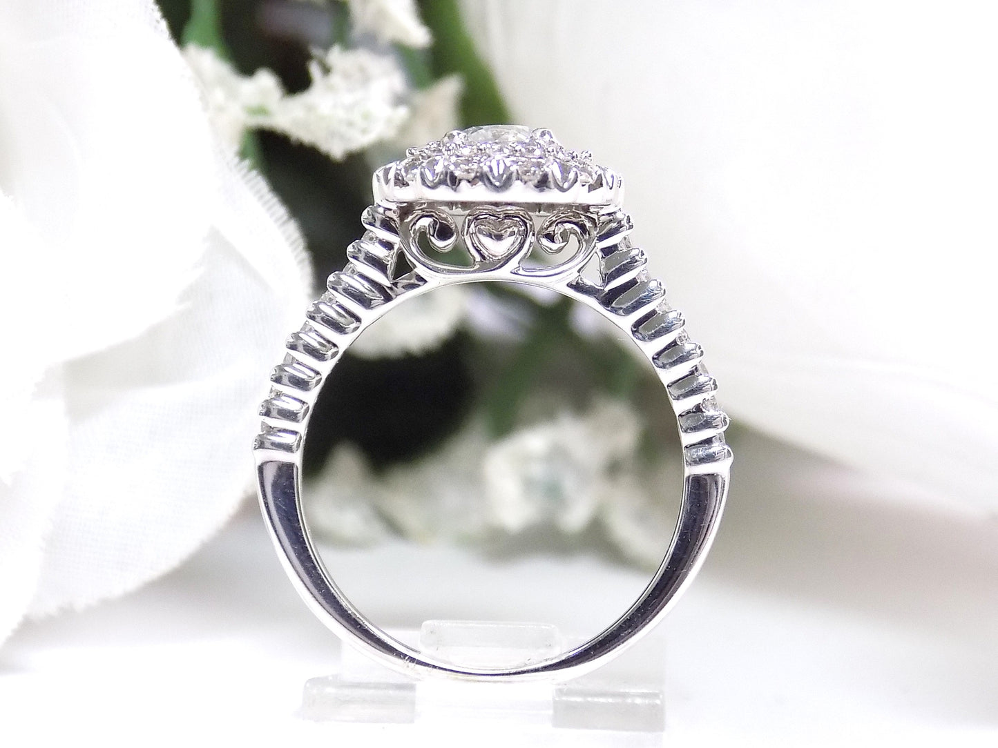 Women's 1ct TW Double Halo Flowery Natural Round Diamond Engagement Ring or Cocktail Ring in 14K White Gold