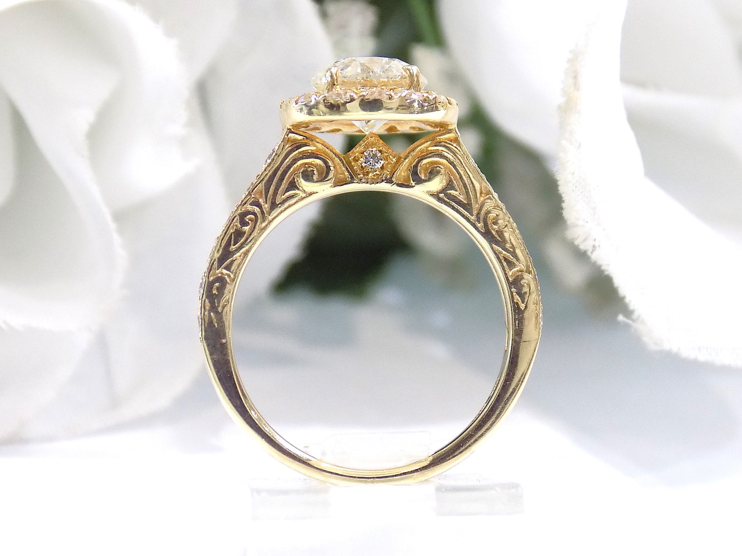 2.17ct TW Natural Round Brilliant Halo Style Diamond Engagement Ring with a 1.52ct Round Center in 14K Yellow Gold
