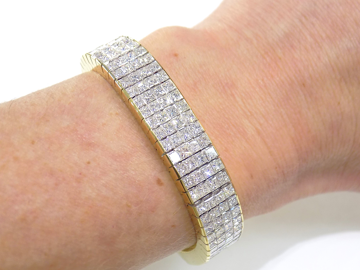 Estate 22ct TW Natural Princess Cut Invisibly Set Diamond Bracelet in 18K Yellow Gold - Like Brand New, Never Worn