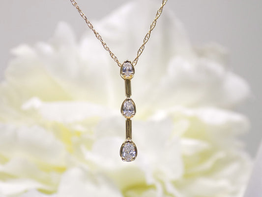 Vintage 3-Stone Natural Pear Shape Diamond Pendant or Necklace .20ct TW w/ 16" Chain in 14K Yellow Gold - Like New!