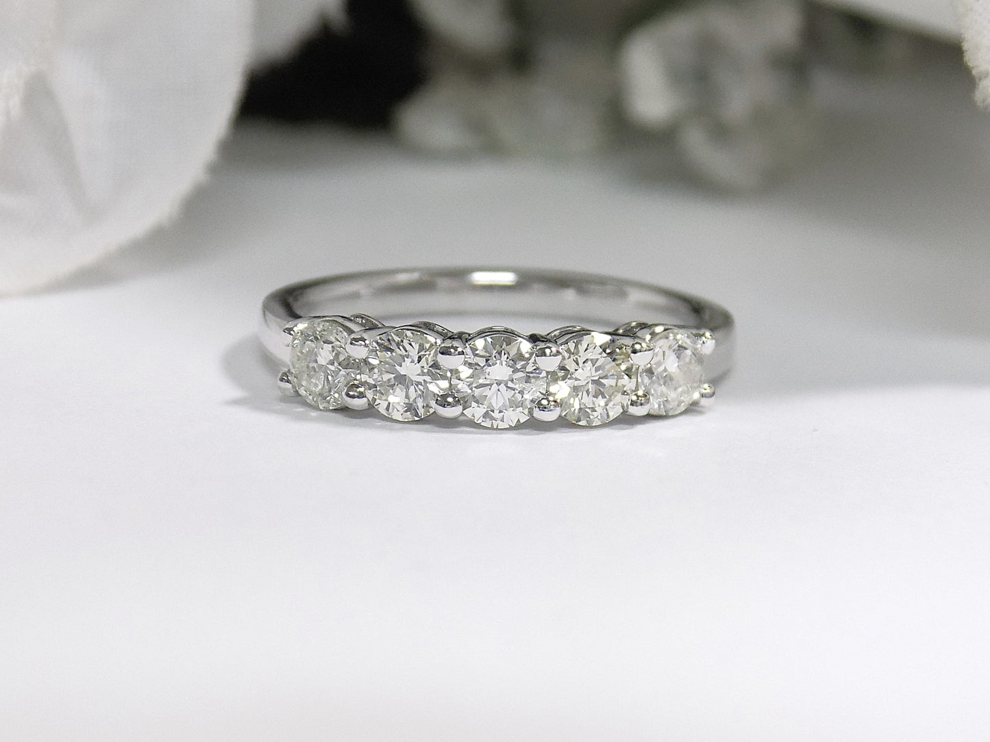 1.0.1ct TW Natural 5-Stone Round Brilliant Diamond Anniversary Band in Solid 14K White Gold
