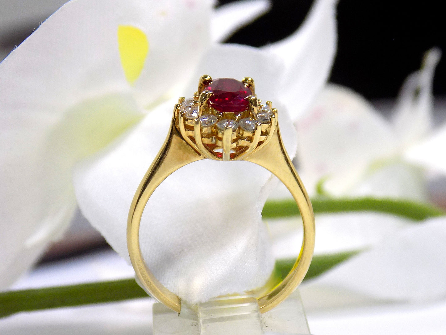 1.46ct Natural & Genuine Oval Burmese Ruby & Diamond Ring in 18K Yellow Gold - GIA Certified Natural Burmese