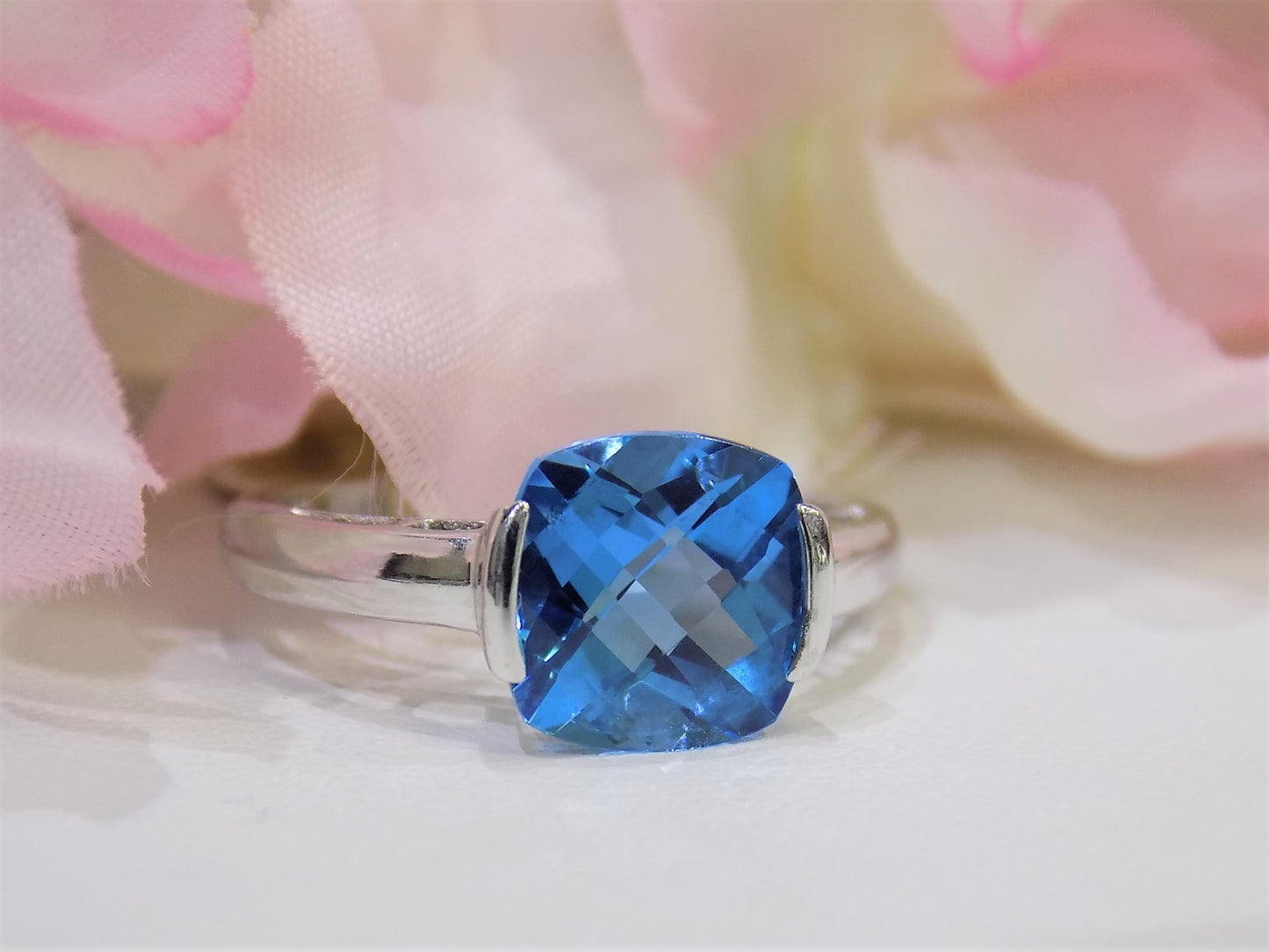 Women's 4.0ct Tension Set (Channel Set) Natural Cushion Cut Blue Topaz Ring in 14K White Gold