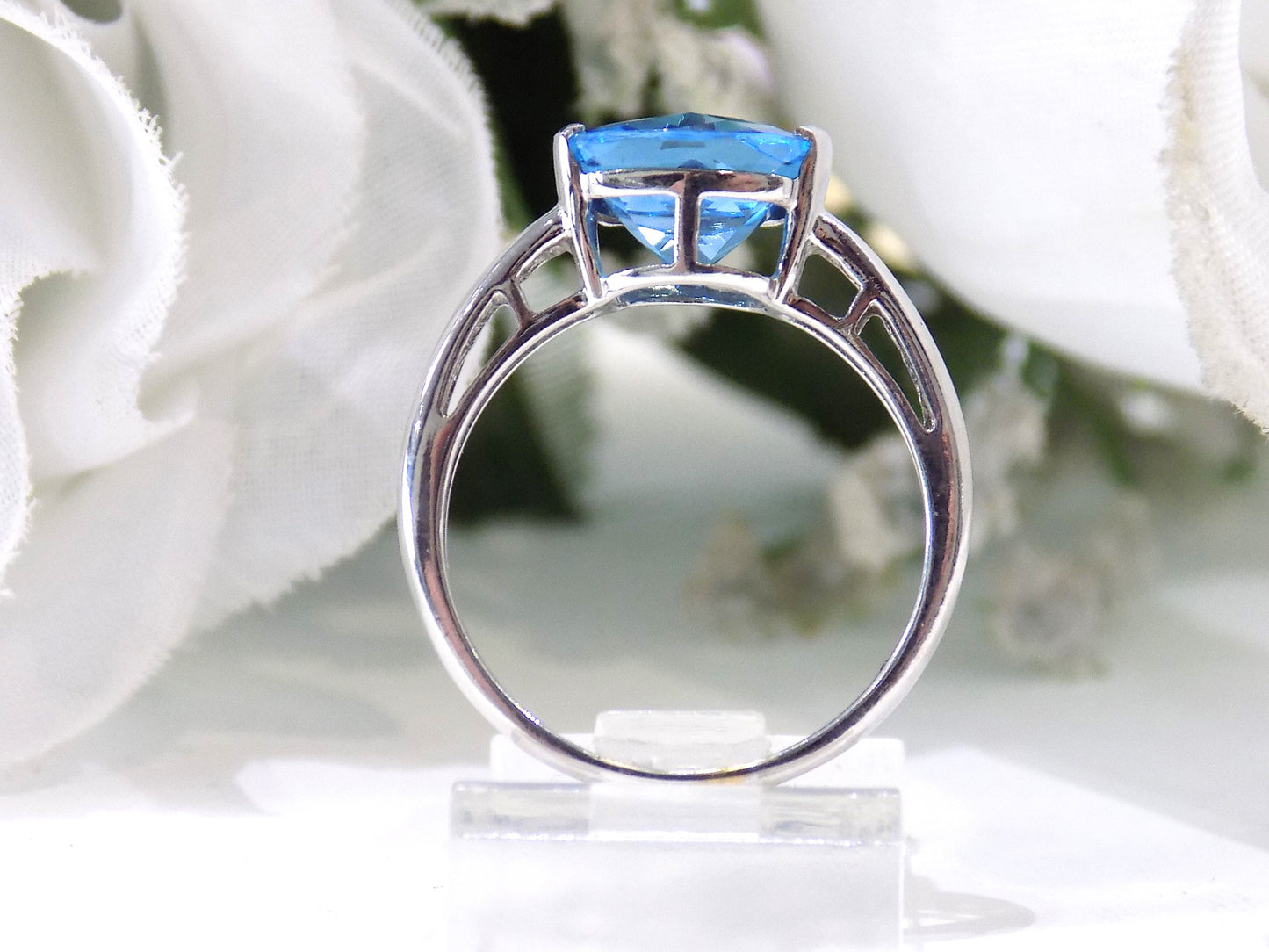 Women's 4.0ct Tension Set (Channel Set) Natural Cushion Cut Blue Topaz Ring in 14K White Gold