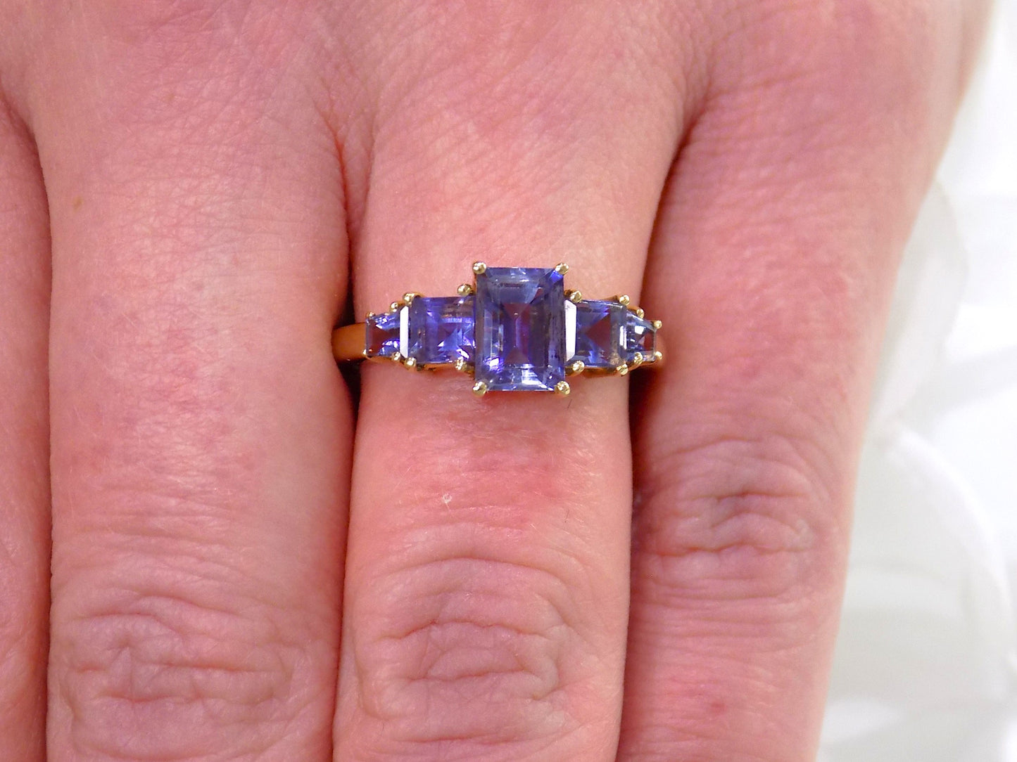 2ct TW Estate Iolite 5-Stone Gemstone Ring in 10K Yellow Gold - Iolite is Genuine & Natural - Like New Condition