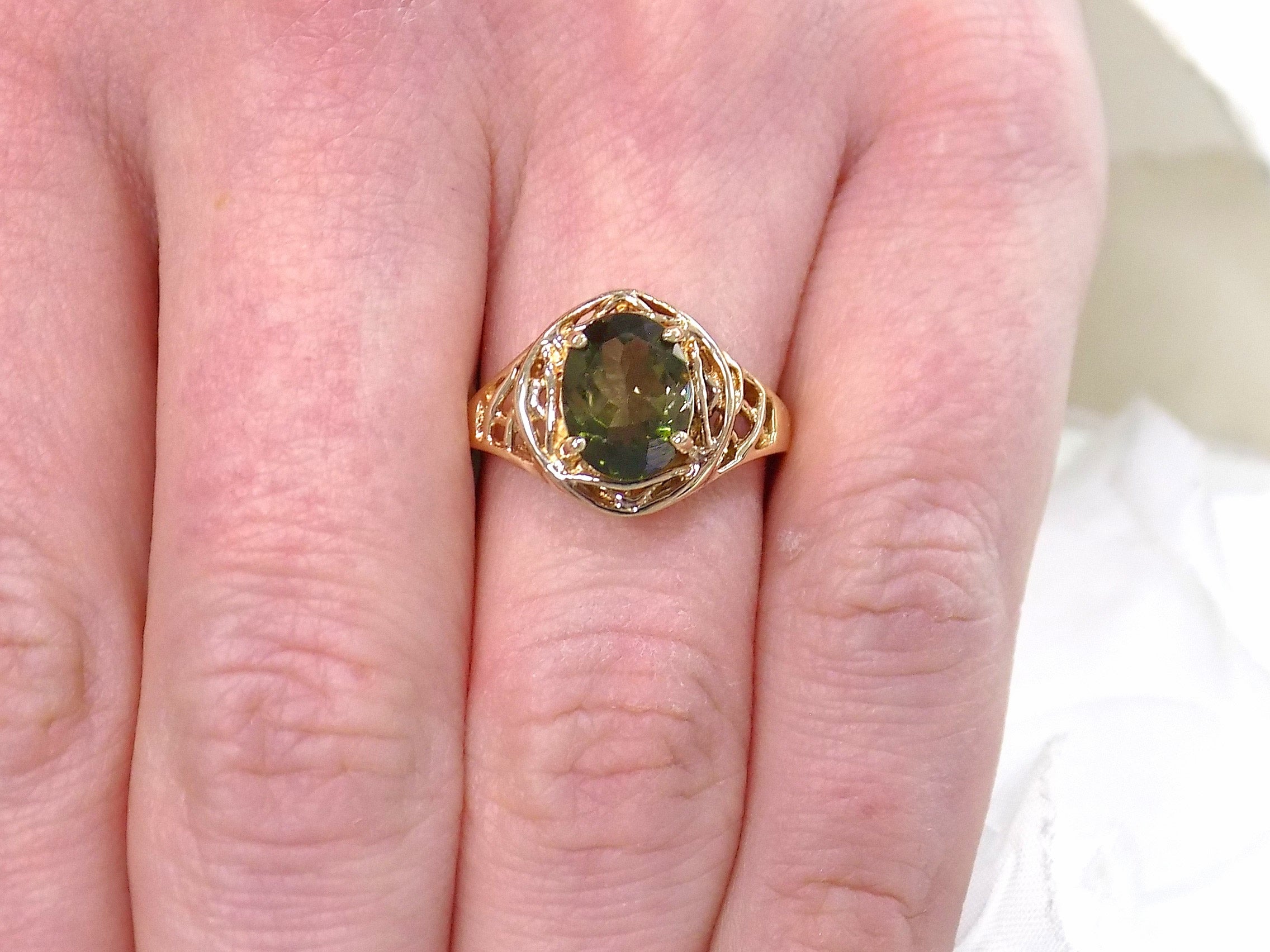 Women's 1.70ct Natural Oval Shape Green Tourmaline Filigree Style Solitaire Ring in 10K Yellow Gold