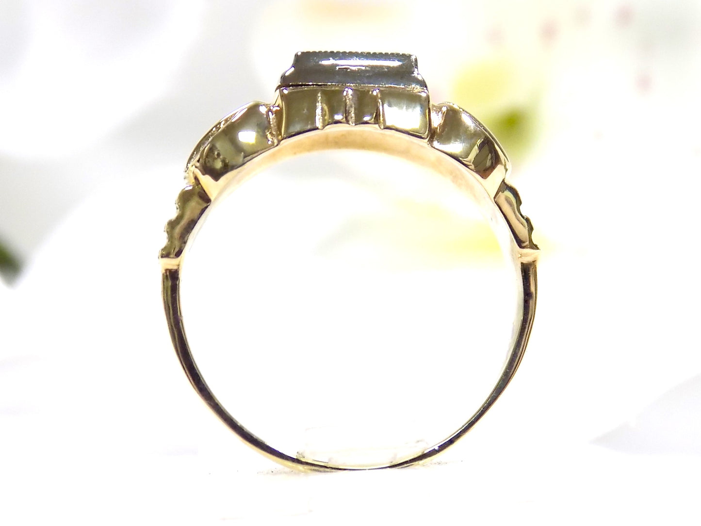 Antique .25ct Natural European Cut Round Solitaire in Yellow Gold Retro Mounting