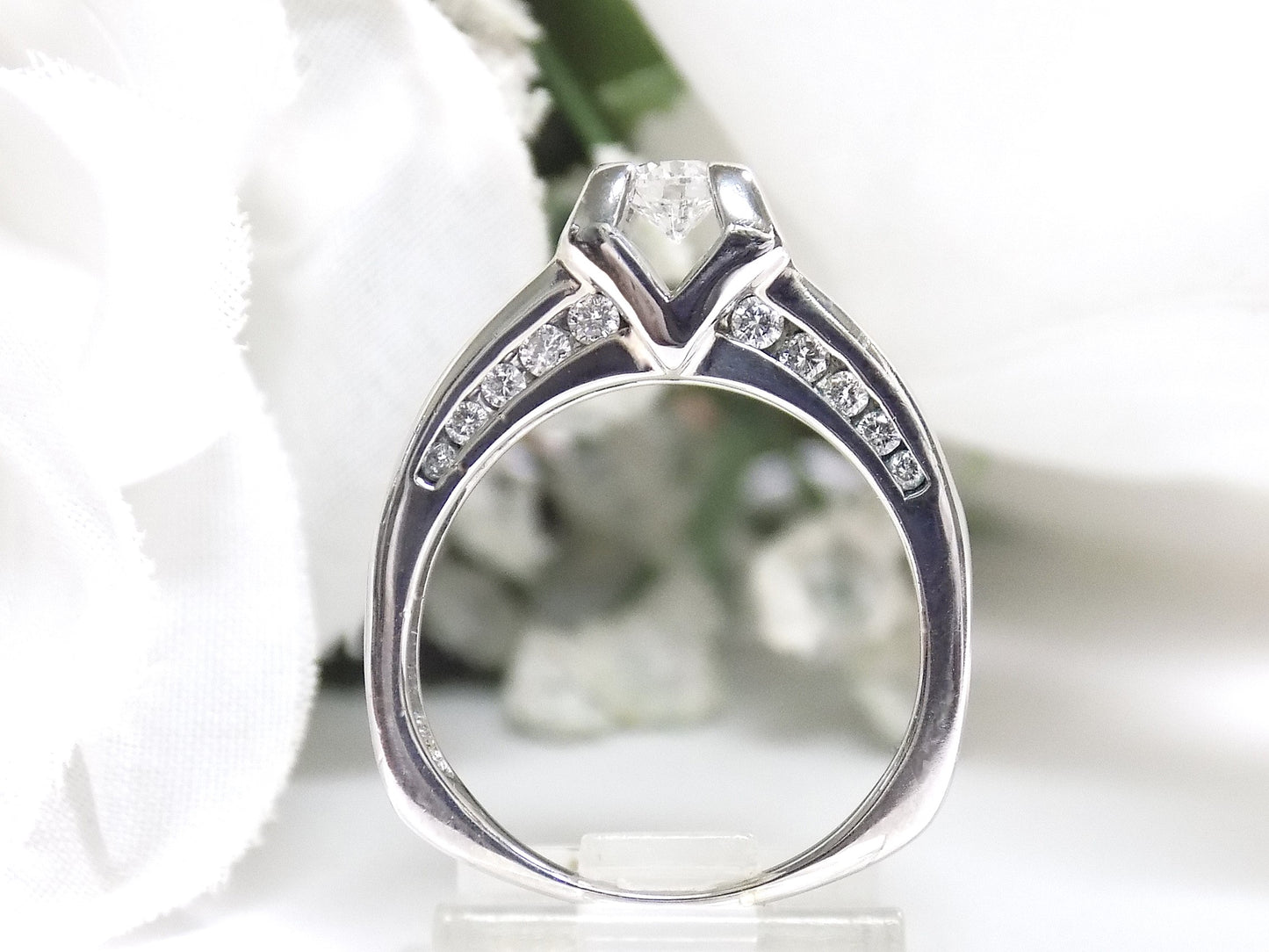 1.00ct TW Modern Cathedral Style Natural Round Brilliant Diamond Ring with a .33ct Center Round Diamond in 14K White Gold