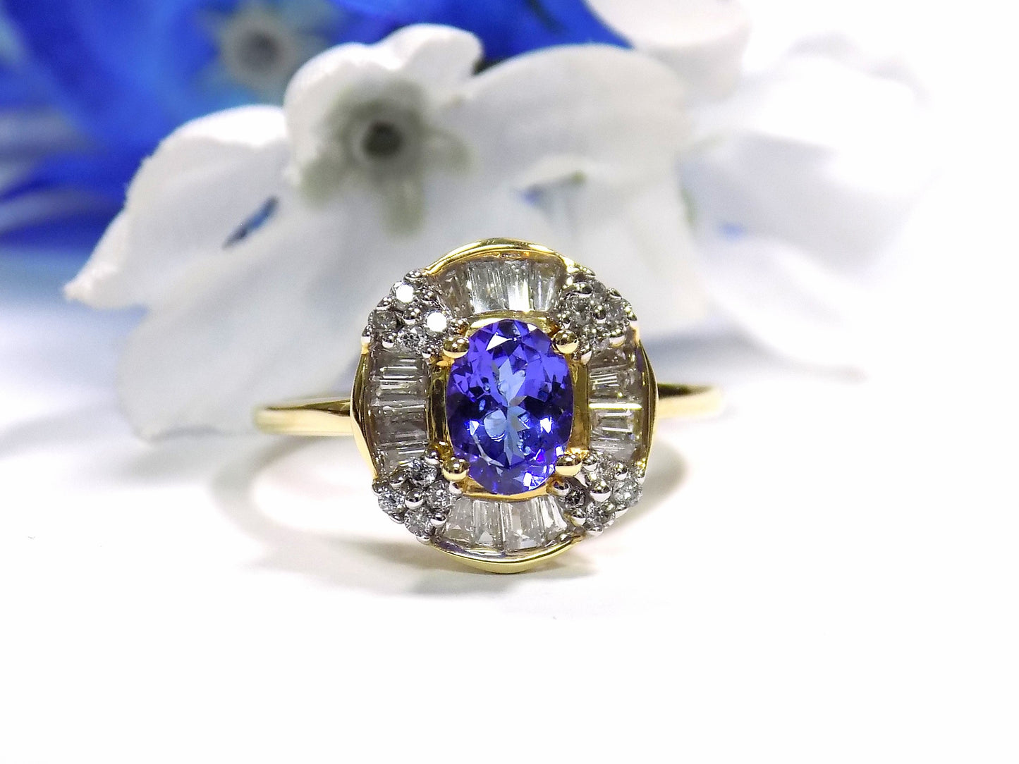 1.50ct TW Estate Genuine Natural Oval Shape Tanzanite and Diamond Ring w/ 1ct Oval Tanzanite Center in 14K Yellow Gold