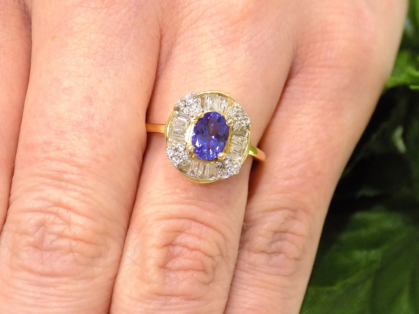 1.50ct TW Estate Genuine Natural Oval Shape Tanzanite and Diamond Ring w/ 1ct Oval Tanzanite Center in 14K Yellow Gold