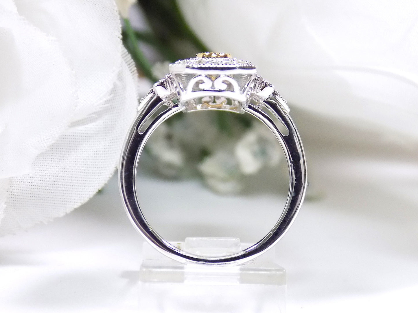 Women's .37ct TW Filigree Style Natural Round Brilliant Diamond Cocktail Ring in Solid 10K White & Yellow 2-Tone Gold